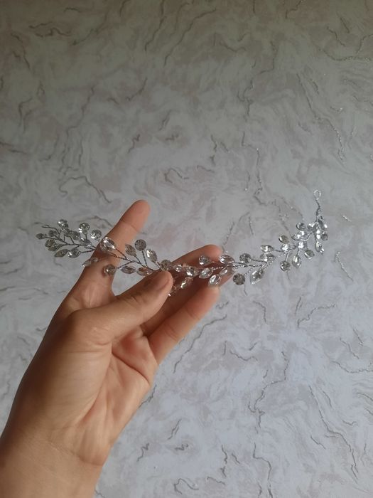 Diadema tilla qosh