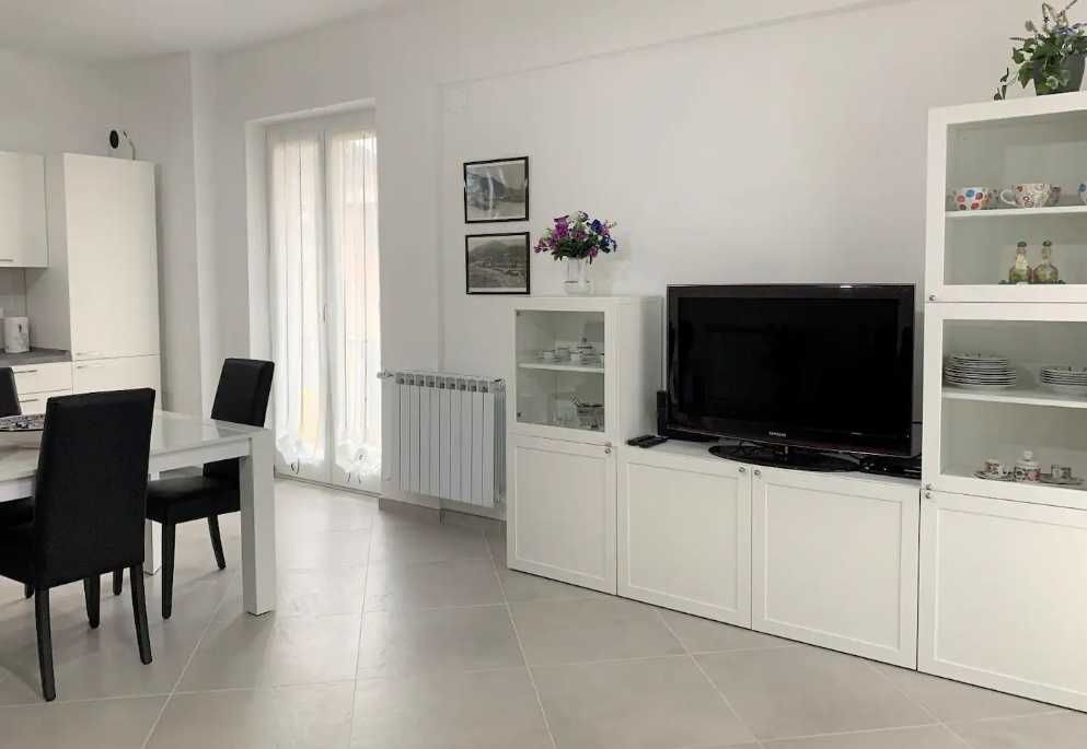 Дава се под наем Двустаен апартамент в Пловдив, Кючук Париж - 58 кв.м за 280.5 € - Снимка #5