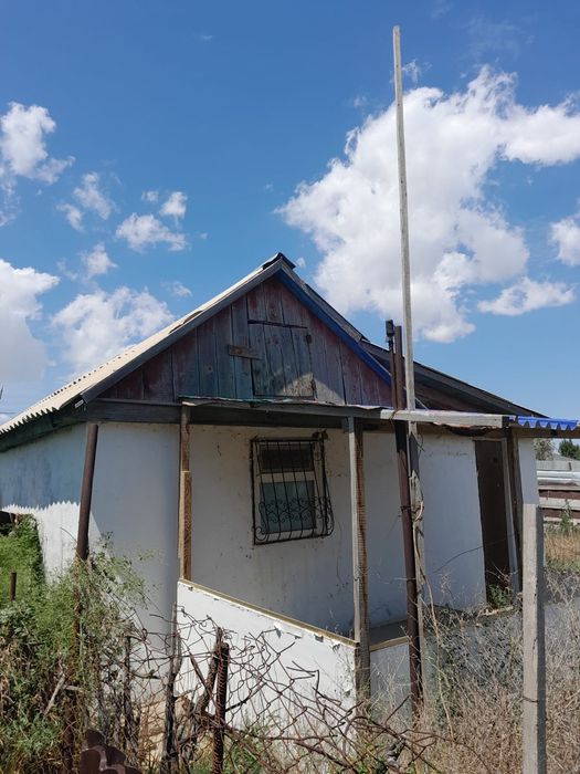 Продаю дачный участок 7 соток , домик 20 кв.м