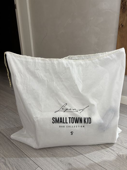 Small town kid bag