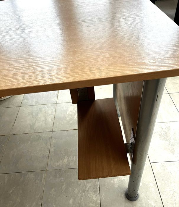 Бюра и офис обзавеждане