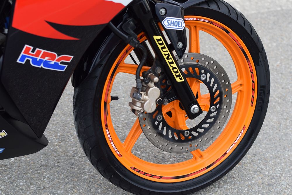 HONDA CB 125F 125R IMPECABILA Imp Germania! ( CBF 16 ani A1 CBR YZF )