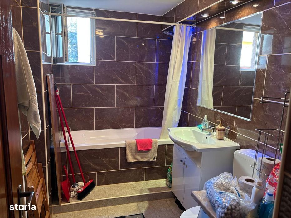 Vand apartament 1 camera Floresti