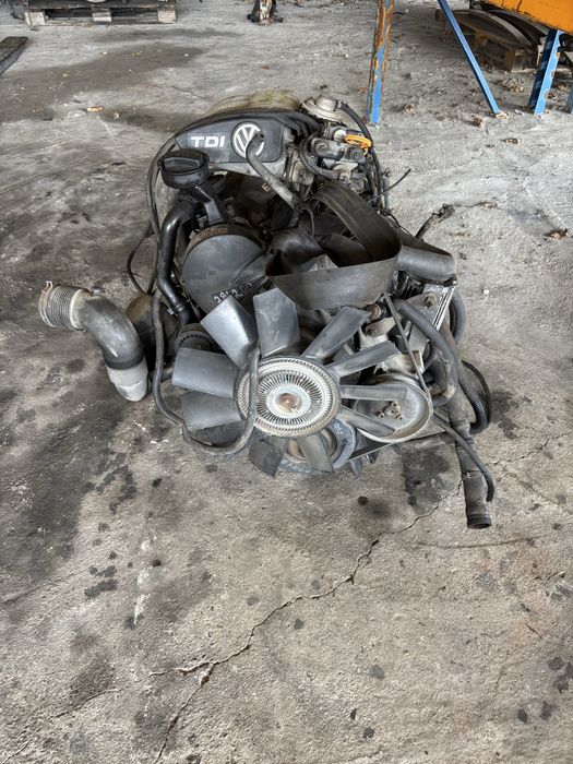 VW LT 28 / 35 / 46 2.5 2.8 TDI на ЧАСТИ