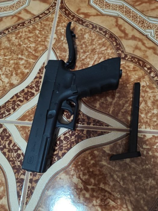 Pistol Airsoft Glock 22 2j