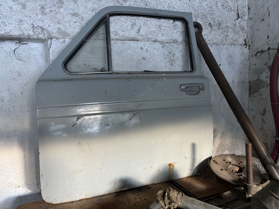 Врати за Лада Нива