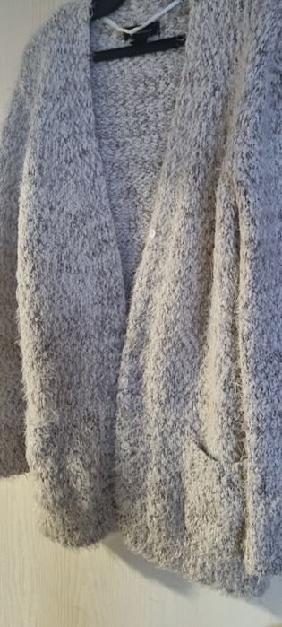 Прекрасна пухкава жилетка-радмер М