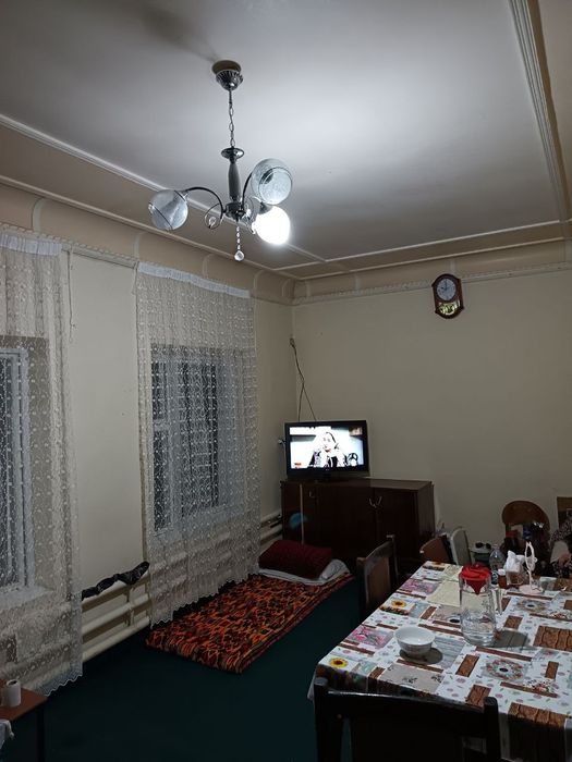 Ijaraga hovlidan bir hona beriladi