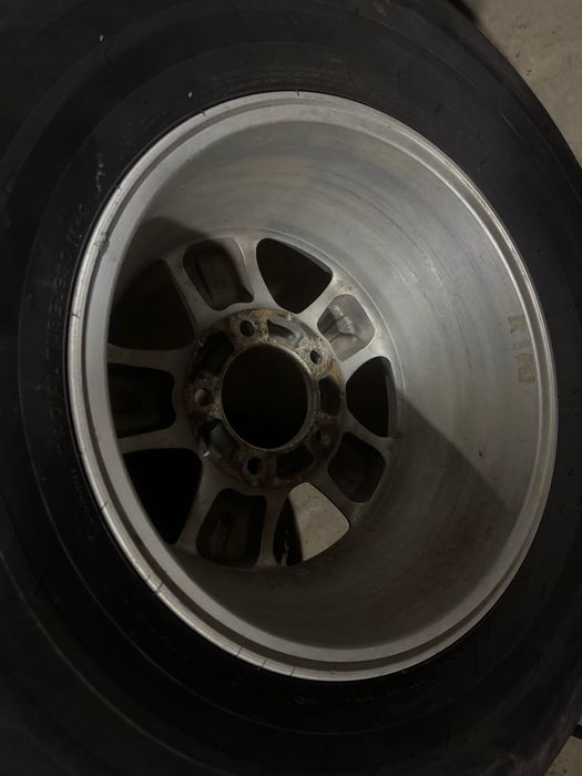 Шины с дисками на Ленд крузер 100