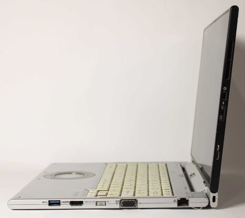 Panasonic Toughbook CF-XZ6