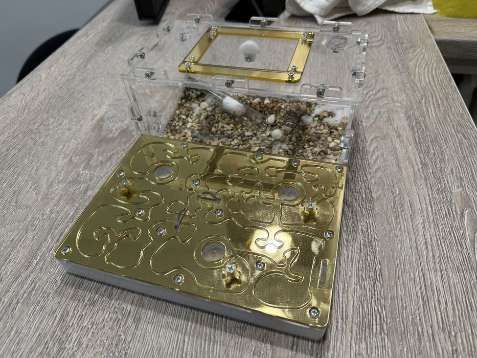 Муравьиная ферма, б/у