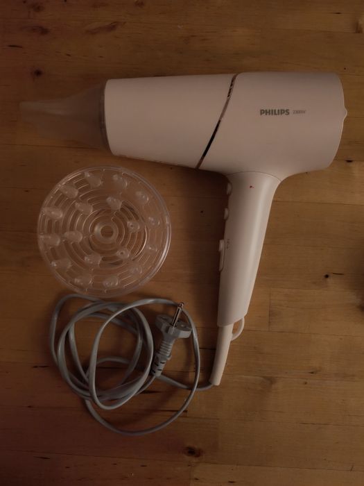 Сешоар Philips BHD530/00