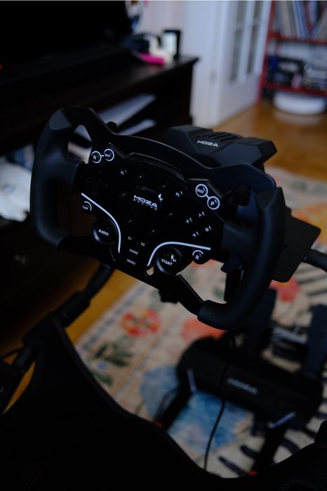MOZA R3 + Formula Wheel + Pedale + Playseat