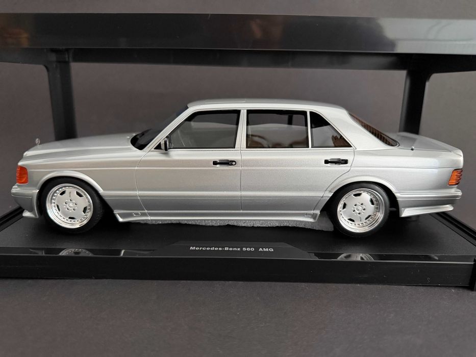 Macheta Mercedes-Benz 560 6.0 SEL AMG 1/18 OTTO