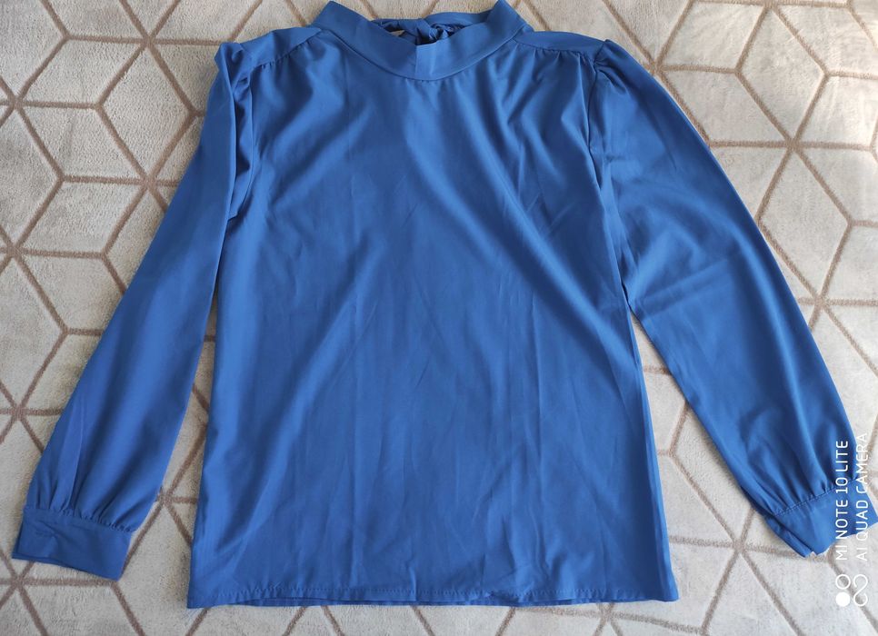 Блуза с дълъг ръкав