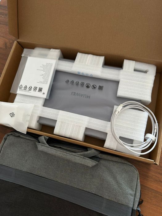 СРОЧНО!!!Продаётся Huawei MateBook D15