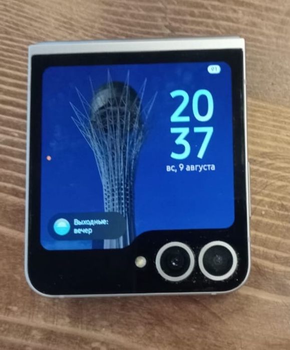 Самсунг Z flip 6