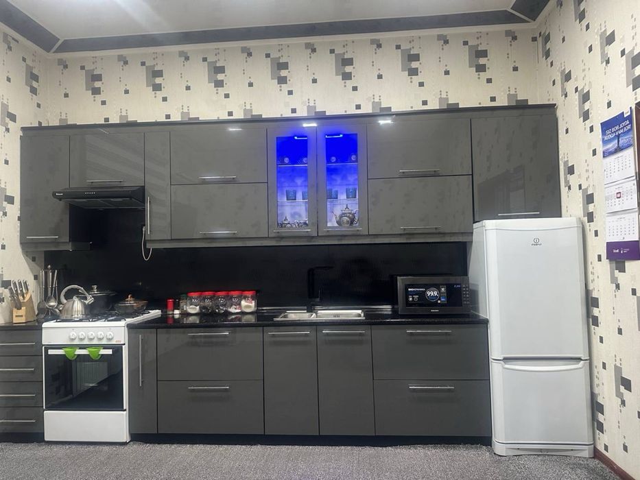 6 сотихлик Котеж сотилади Варк 1