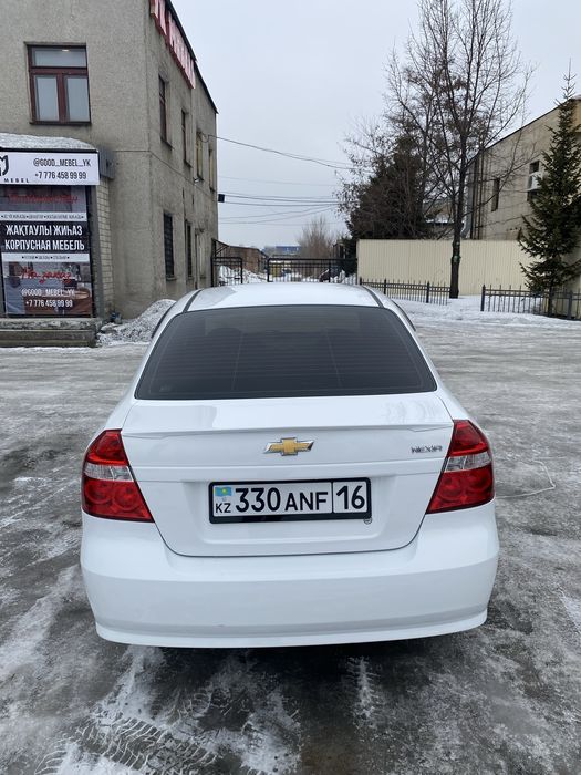 Сдам шевроле Нексию в аренду