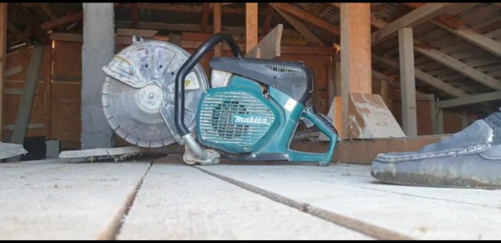 Machita.Masina de taiat beton Makita