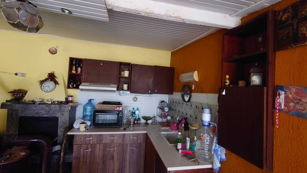 Двуетажна къща в село Сламино