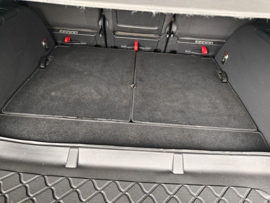 Vând vw  cross touran 7locuri  1.4 tsi  cutie viteze automată