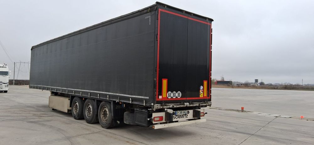 Semiremorca Schmitz