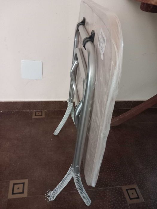 Masa plianta. Pal, metal. Camping/bucatarie/gradina. Dimensiuni. Noua!