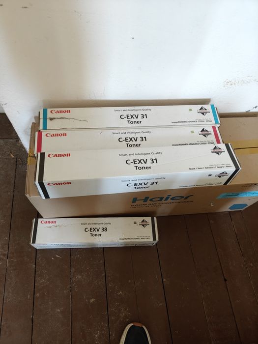 Лаптопи Acer, HP, захр. Кабели и др.