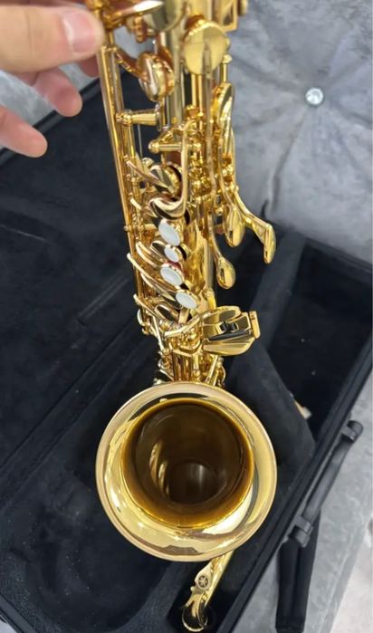 Саксофон, духовые инструменты Астана