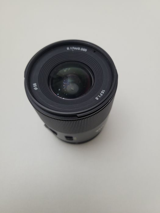 Продам объектив Sony 16–50 мм
