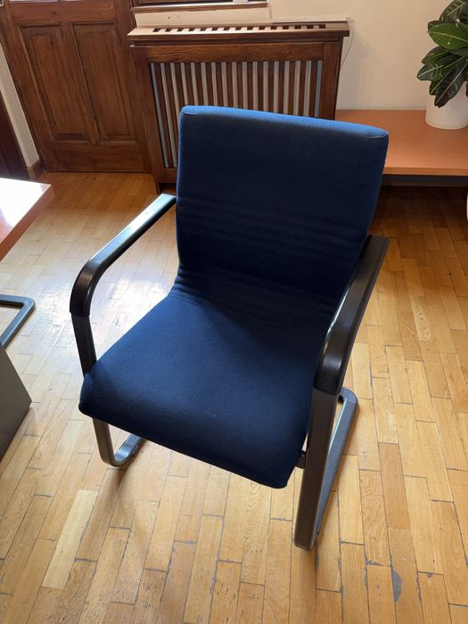 Scaun birou albastru