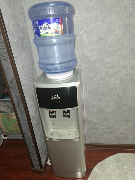 Продаётся кулер для воды
