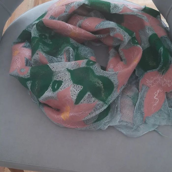 Шарфы на натуральном шелке