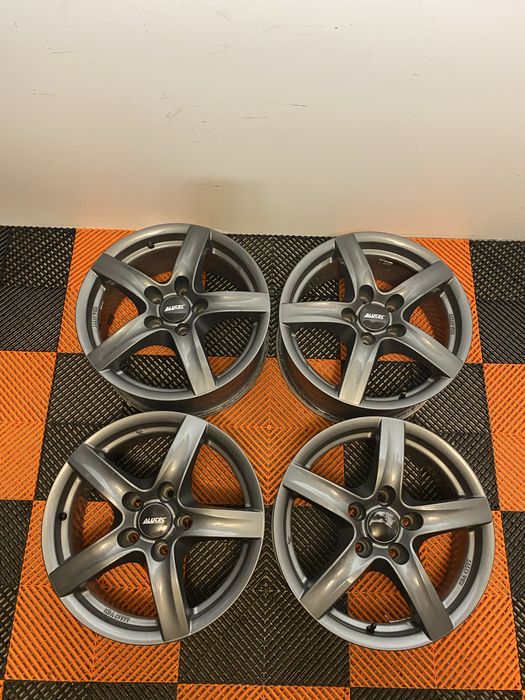 Jante aluminiu JEEP Wrangler ,Cherokee,Rubicon pe 17