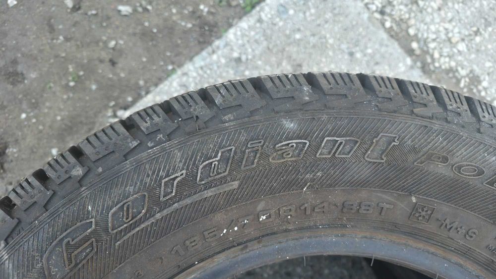 Две шины 185/70/14