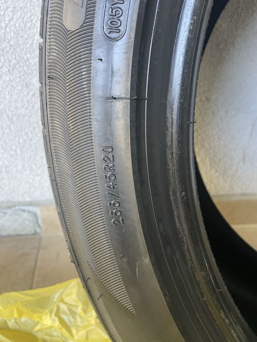 Летни гуми, 4 бр, R20