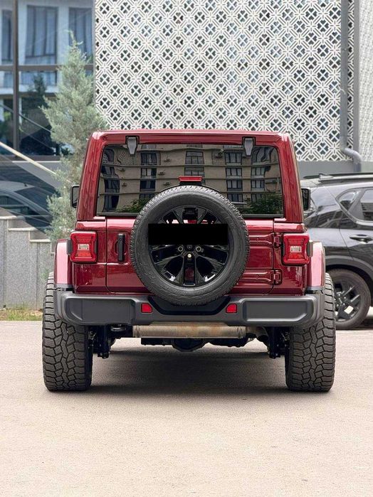 Sotuvda Jeep Wrangler Rubicon 2.0AT hybrid