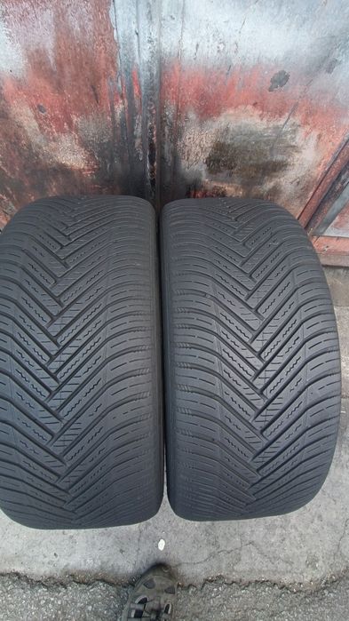 235/45/18 Hankook Дот 0324