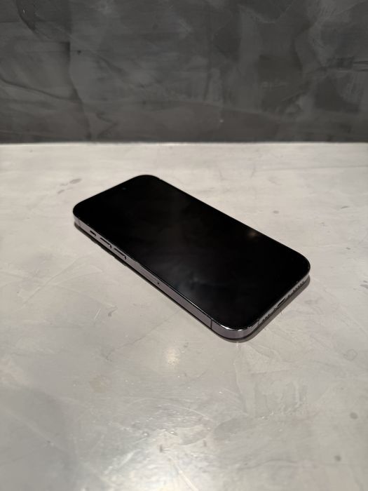 КАТО ЧИСТО НОВ Iphone 14 Pro Purple