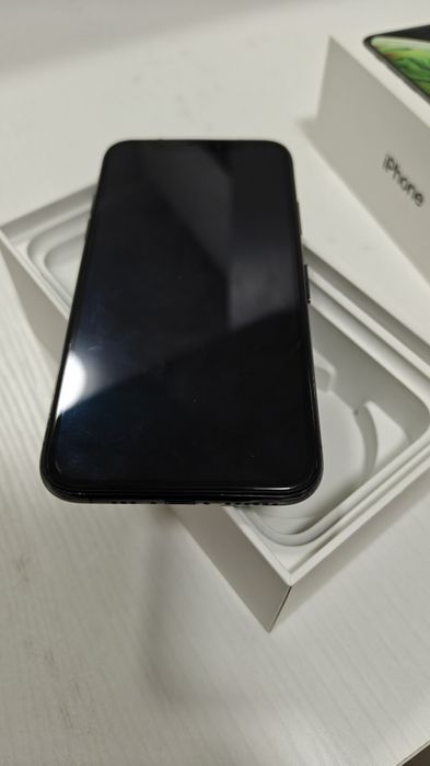 Iphone xs   64gb