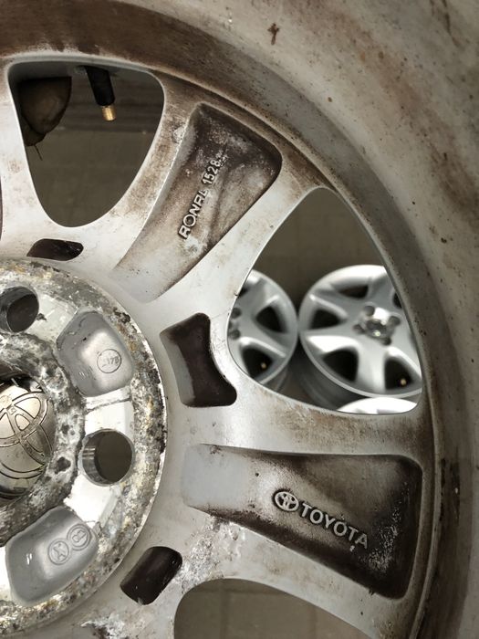 Диски на Тойота Королла r15