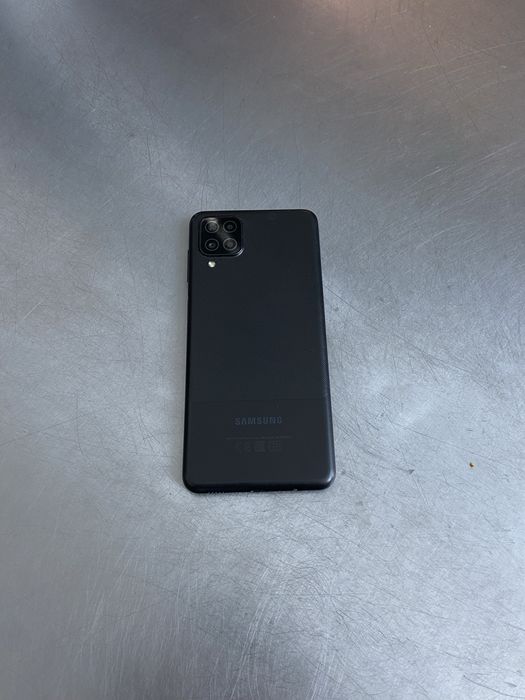 Samsung A12 в идеальном состоянии