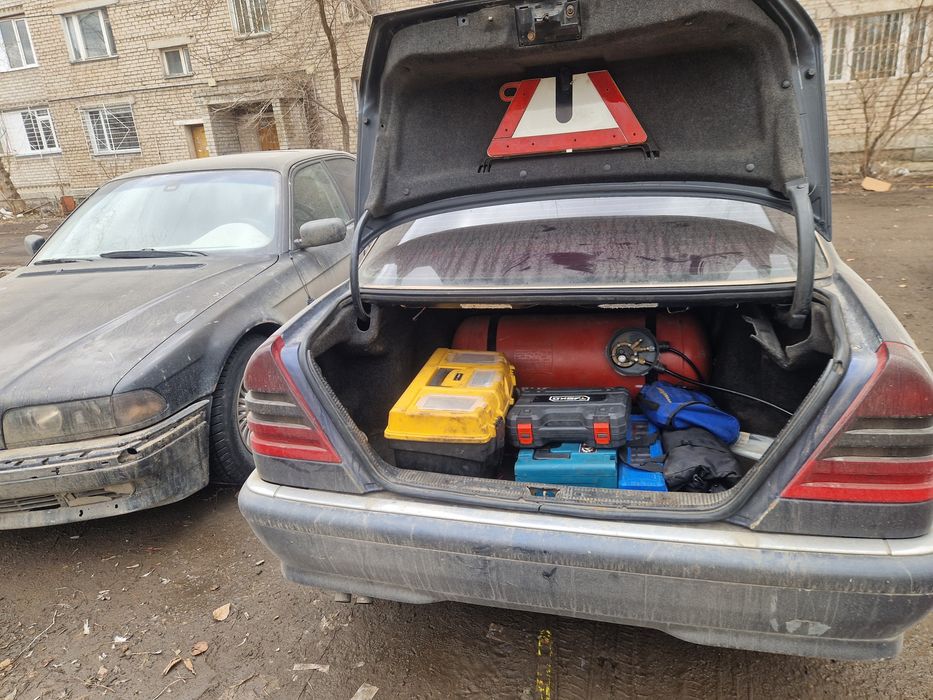 Продам мерседес w202