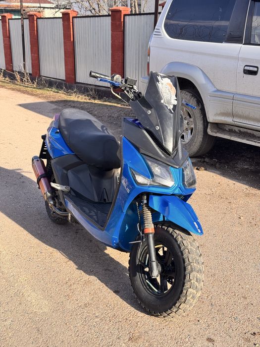 Продам самурай синего цвета