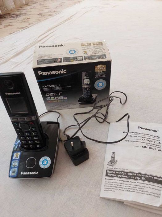 Panasonic KX-TG8051CA — удобный беспроводной телефон с функцией АОН