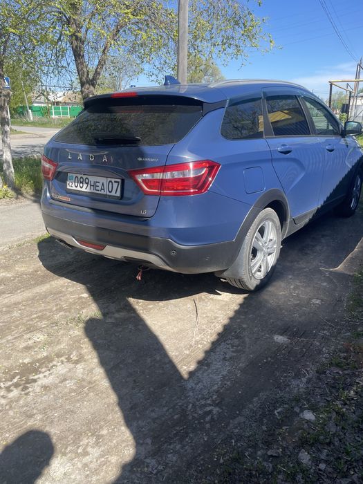Продам Веста кросс