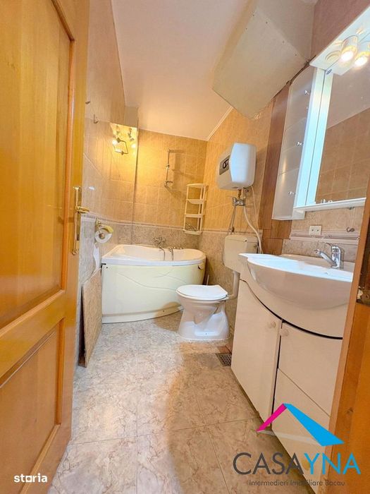 Apartament 3 camere - Pretabil birou/servicii - Strada Stefan cel Mare