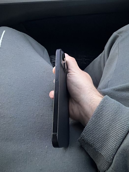 Vand iphone 15..