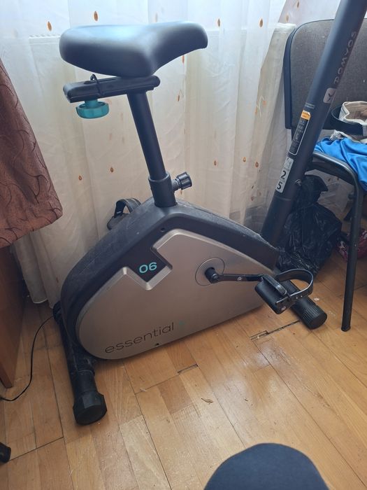 Bicicletă fitness Domyos Essential+ 06 – stare foarte bună